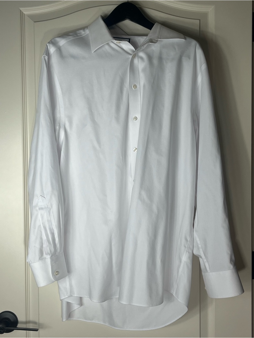 Charles Tyrwhitt White Long-Sleeve Dress Shirt